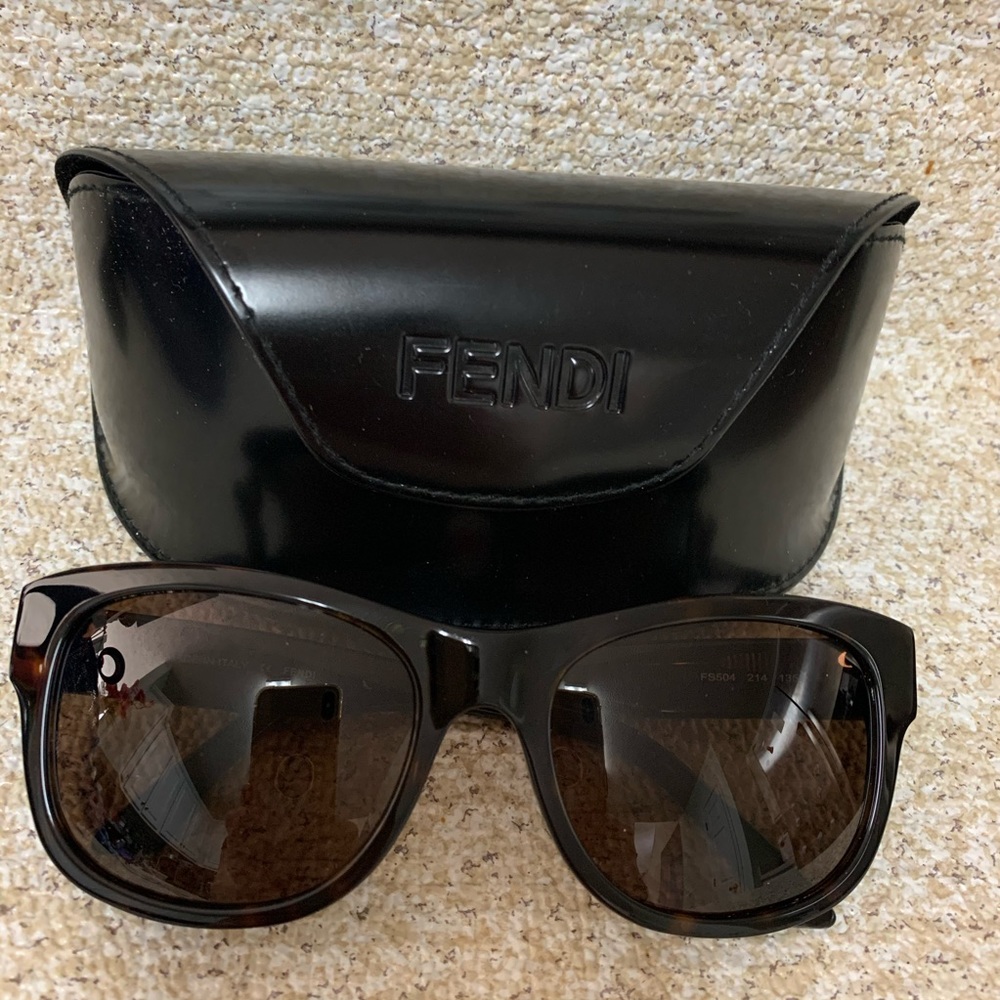 Fendi sunglasses #fs504